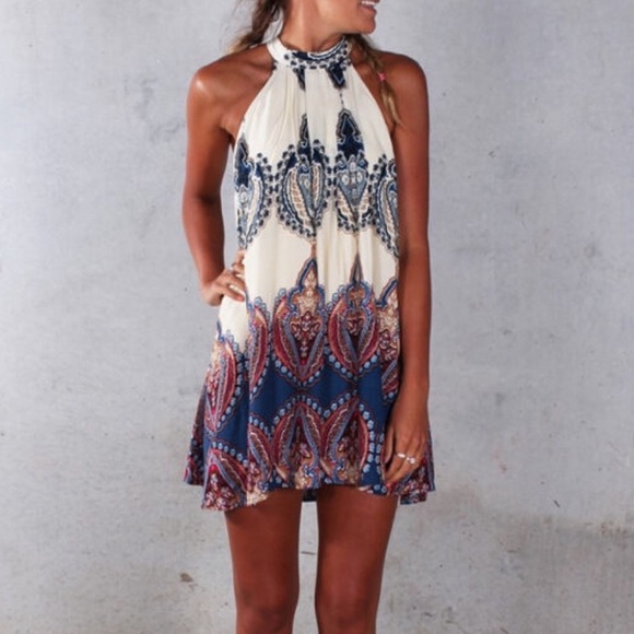 Patterned Dress - Picture 2 of 3